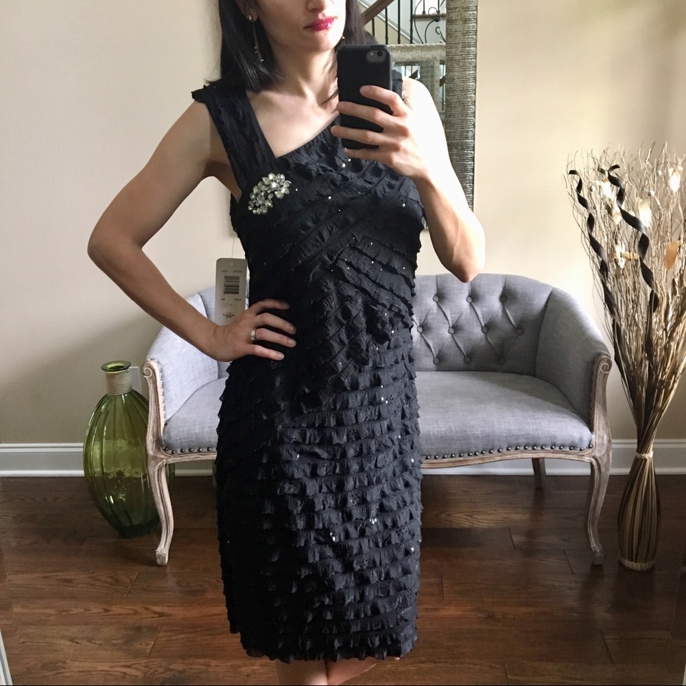 Signature Robbie Bee Dress NWT